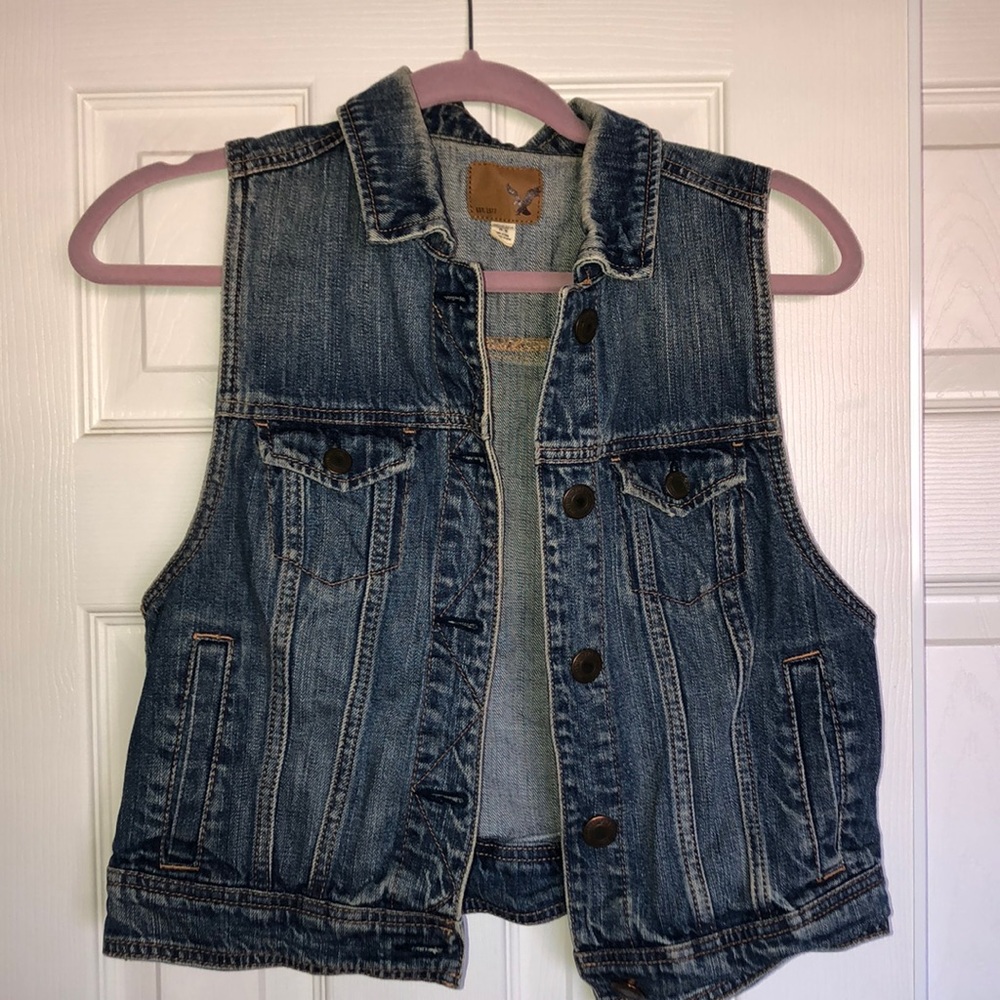 American Eagle Jean Vest